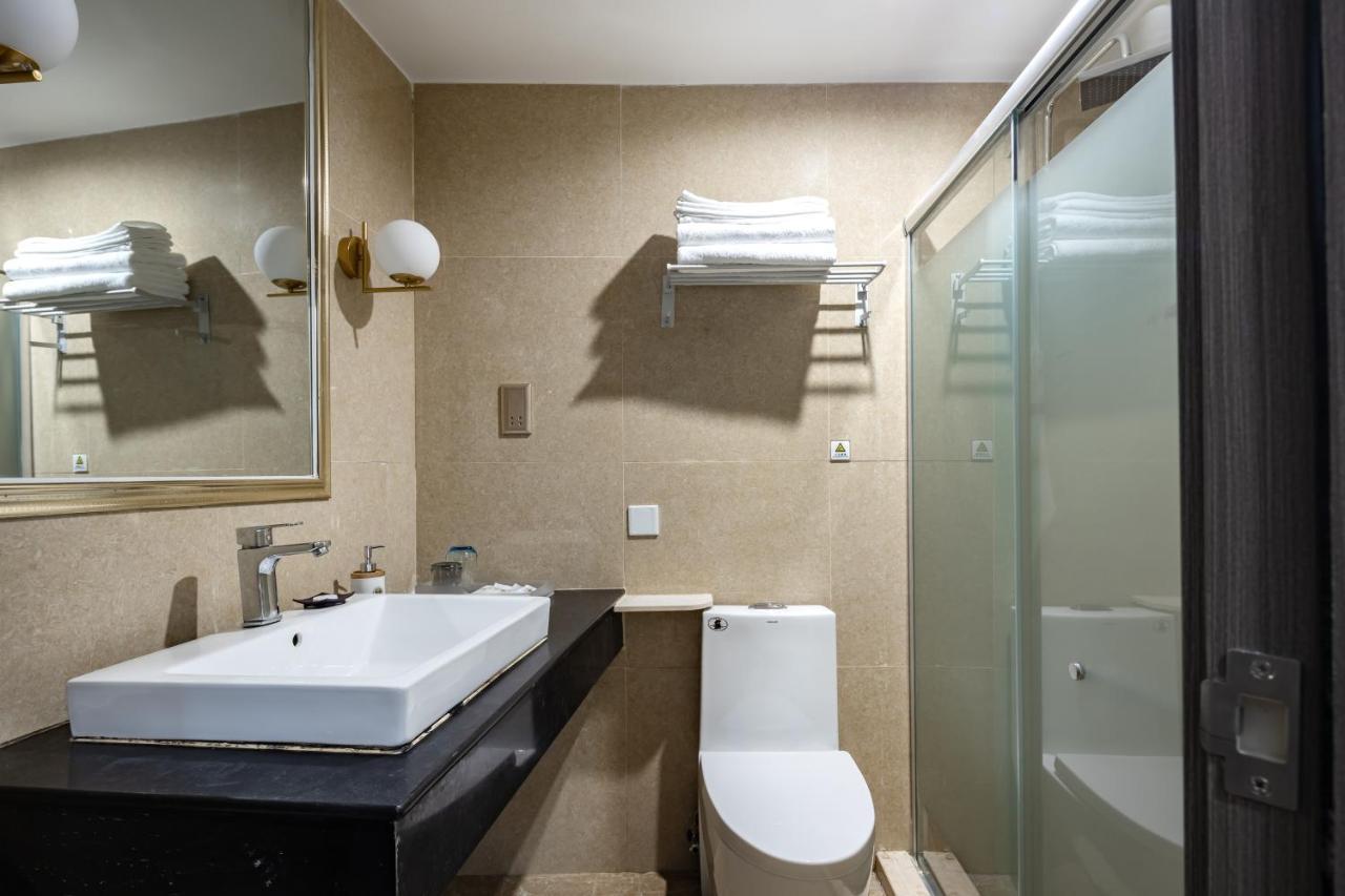 Wenhao Seaview Hotel Саня Екстериор снимка